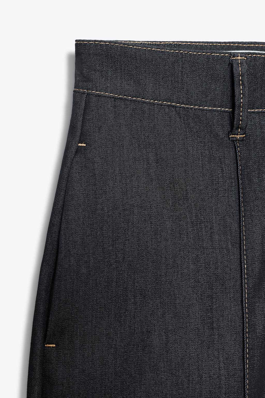 STRAIGHT TROUSERS WITH DART