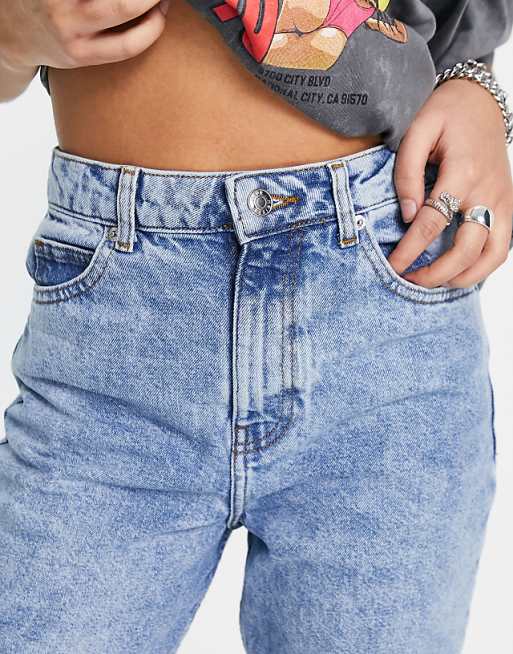 Petite High Rise 'Originally Mom Jeans in lightwash