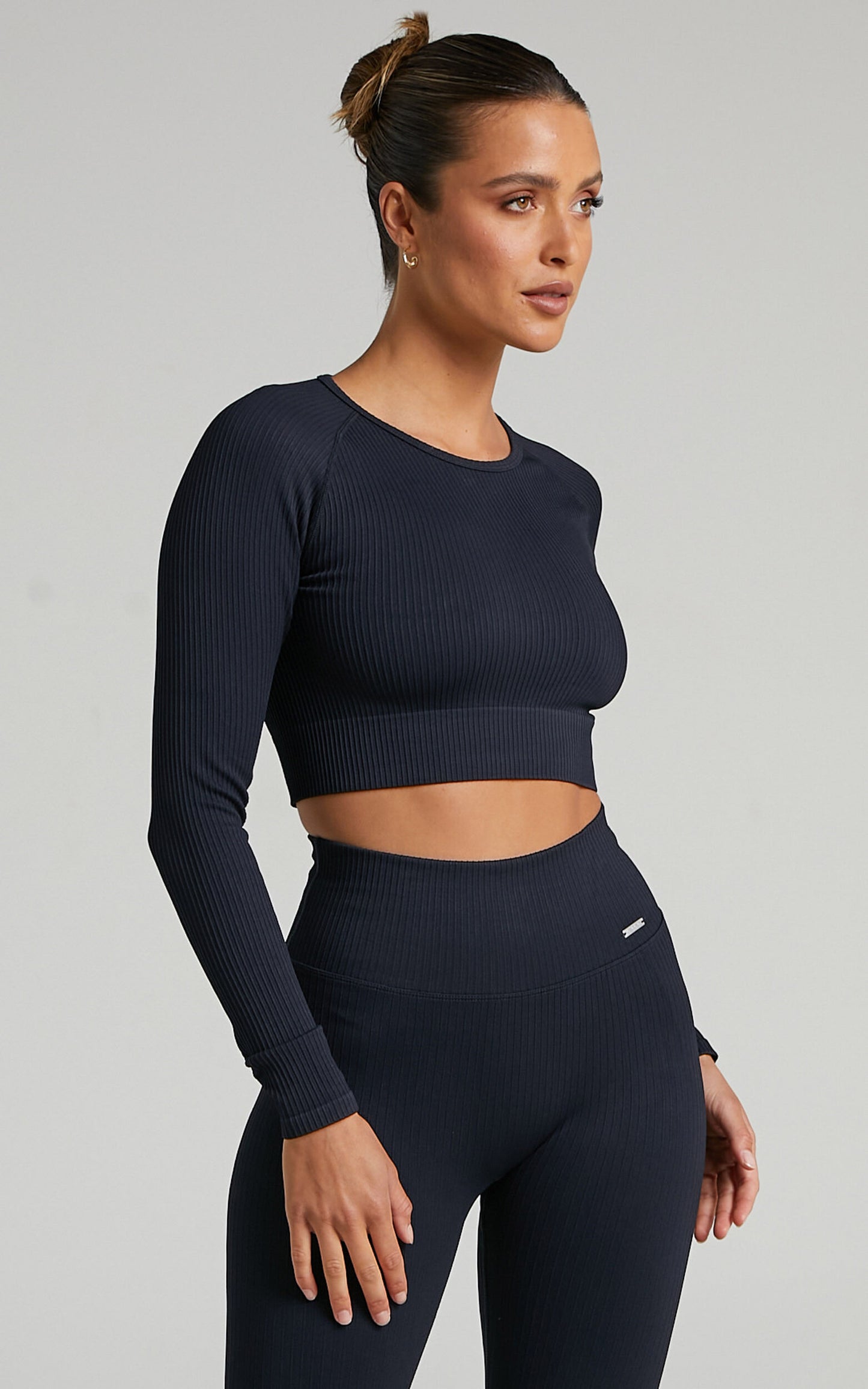 Black Ribbed Seamless Crop Long Sleeve