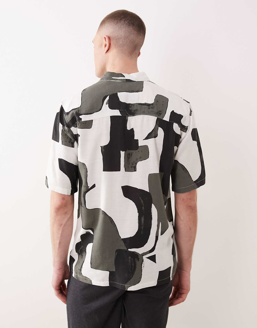 Linen Blend Short Sleeve Shirt in Grey