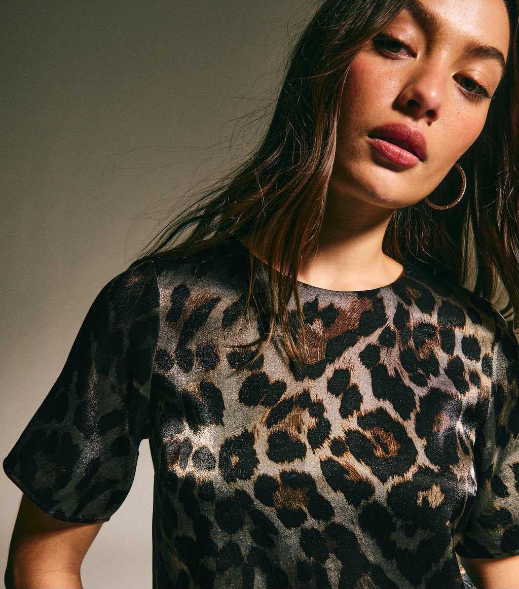 Black Animal Print Gliffery Short Sleeve Top