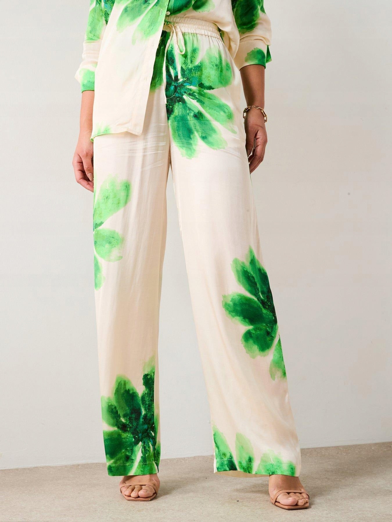 V by Very Green Flower Satin Shirt And Trouser Set- Cream