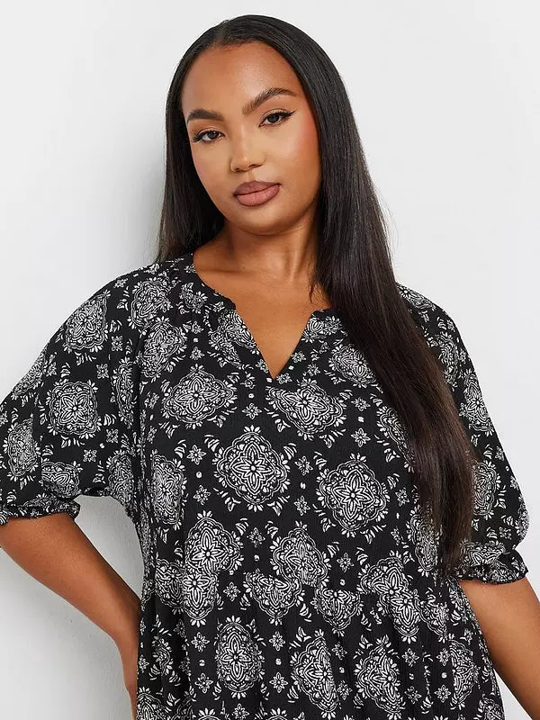 Curve Notch Neck Tiered Dress - Black