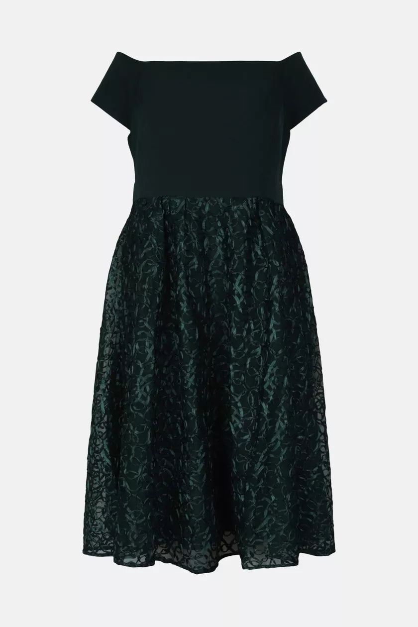 Embroidered Midi Dress Green