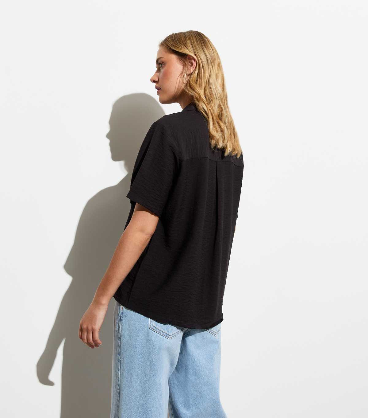 Black Crinkled Tie Front Resort Shirt