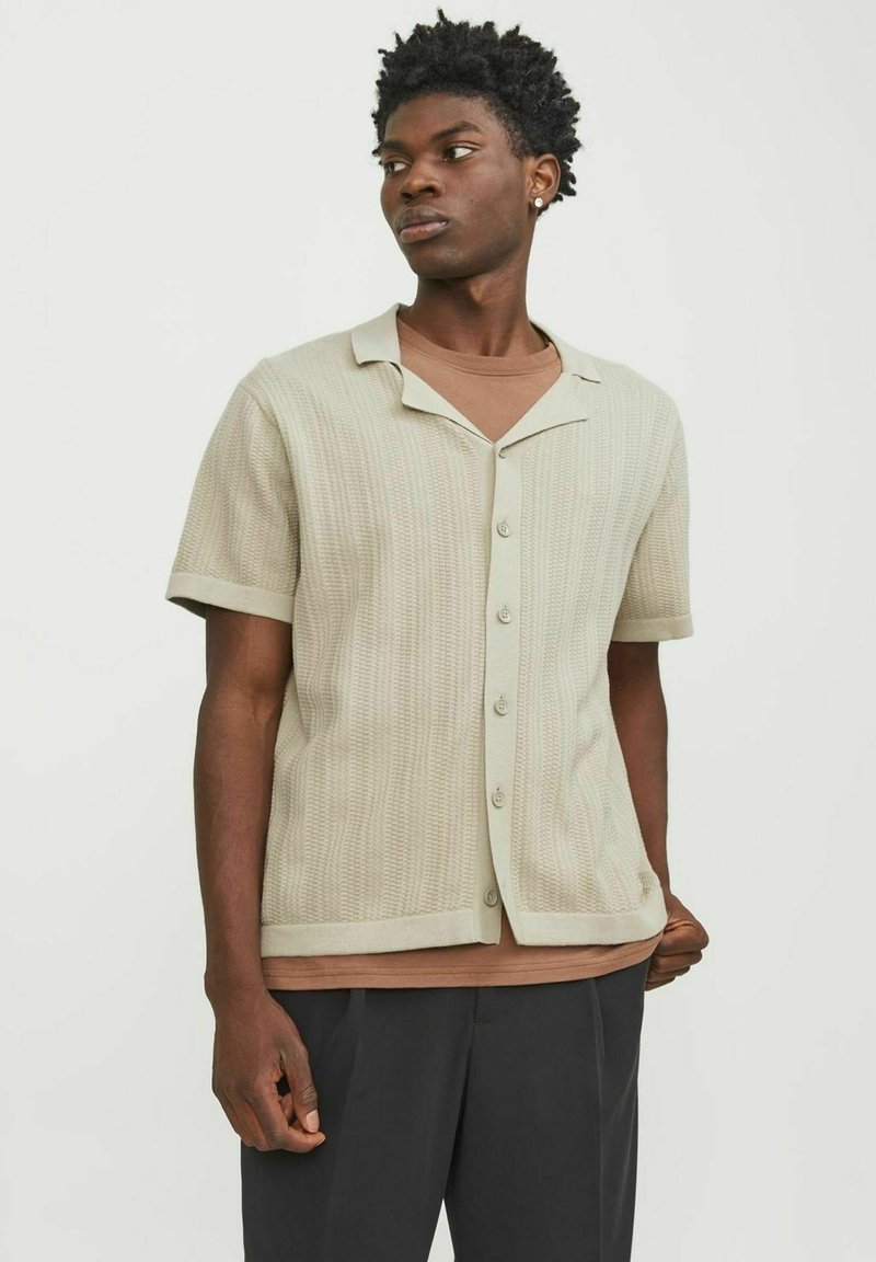 Button-Down Polo Fields Of Rye