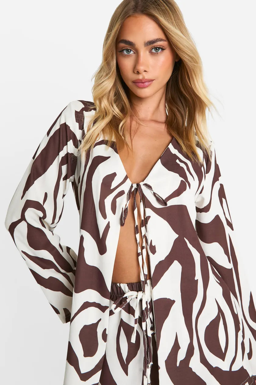 Tonal Print Hammered Tie Front Blouse & Relaxed Fit Shorts