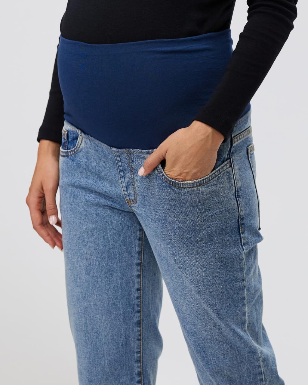 Maternity Straight Stretch Jean (Over Belly)