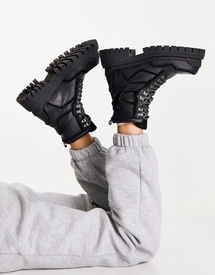 Topshop Alex Leather Chunky Lace Up Boot in Black