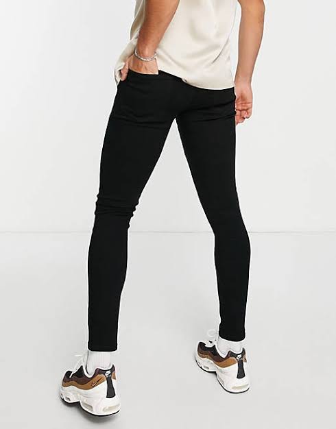 Spray On Skinny Fit Black