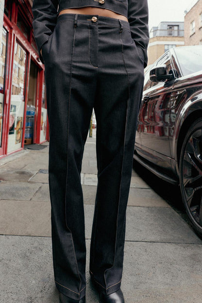 STRAIGHT TROUSERS WITH DART