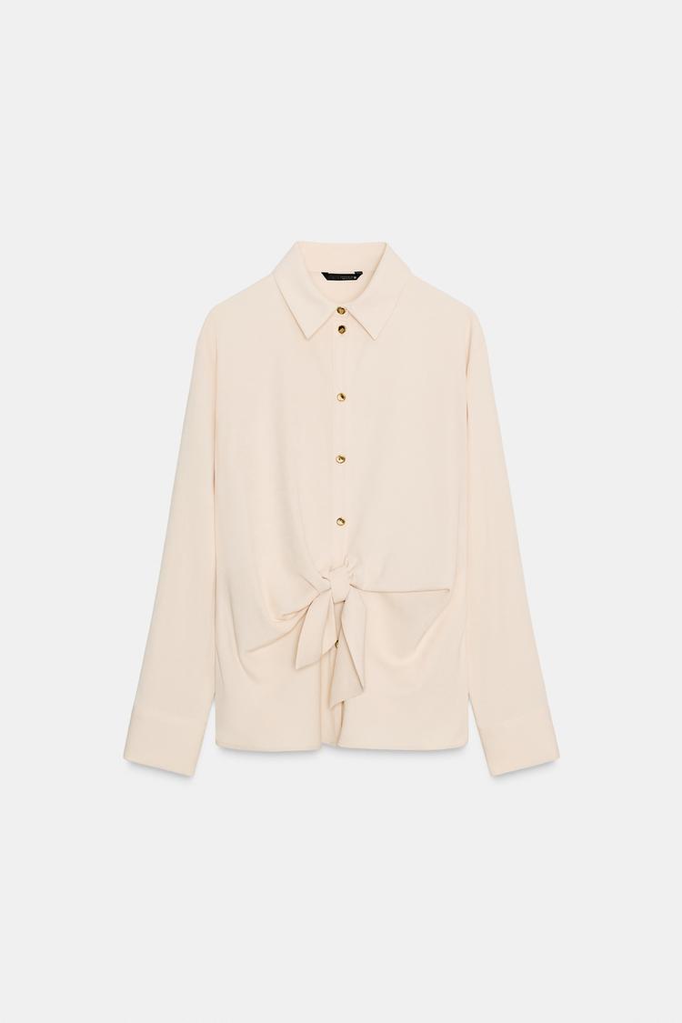 Collared Shirt With Long Sleeve Knot And Botton Up front