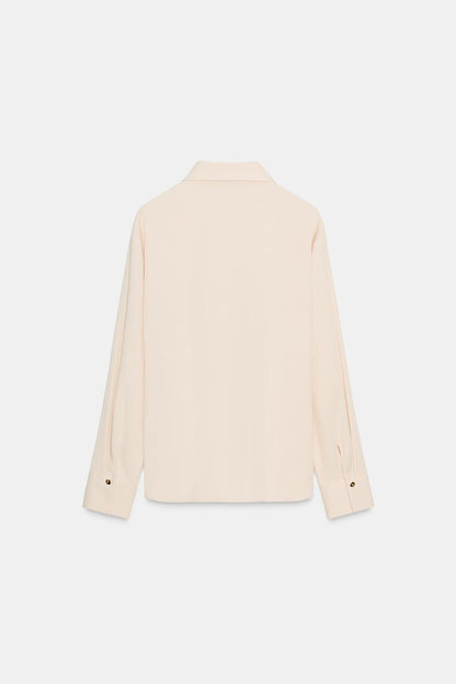 Collared Shirt With Long Sleeve Knot And Botton Up front