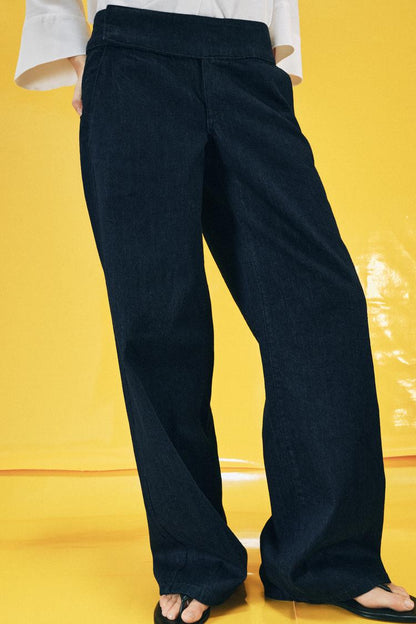 Low Rise Wide Leg Jeans