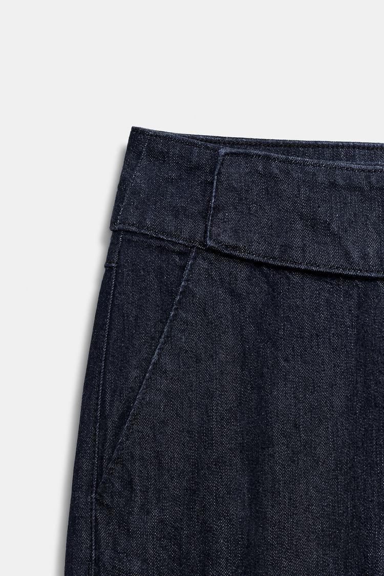Low Rise Wide Leg Jeans