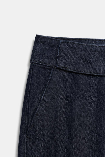 Low Rise Wide Leg Jeans