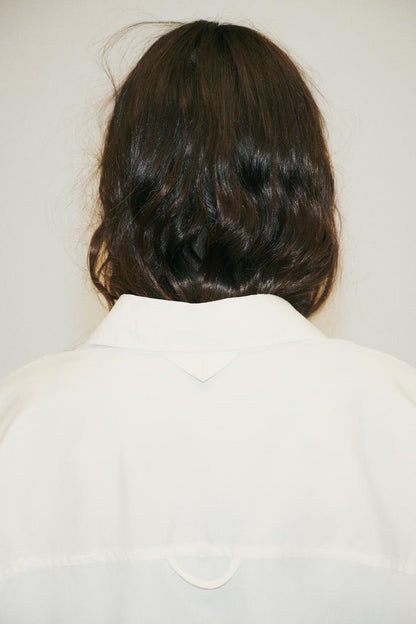 Oversized Shirt With a Lapel Collar And Long Sleeve Pleated Cuff