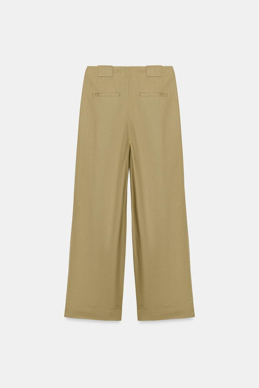 Barrel Trouser With Darts