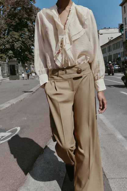 Large Button Dore Trouser