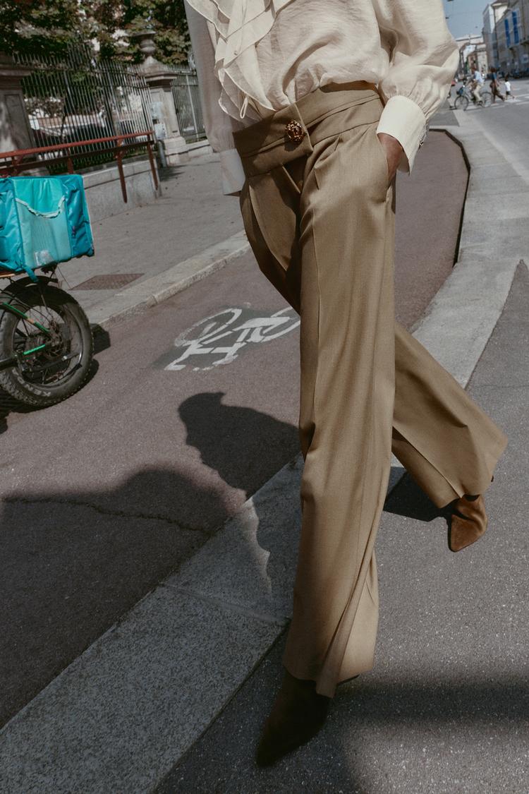 Large Button Dore Trouser