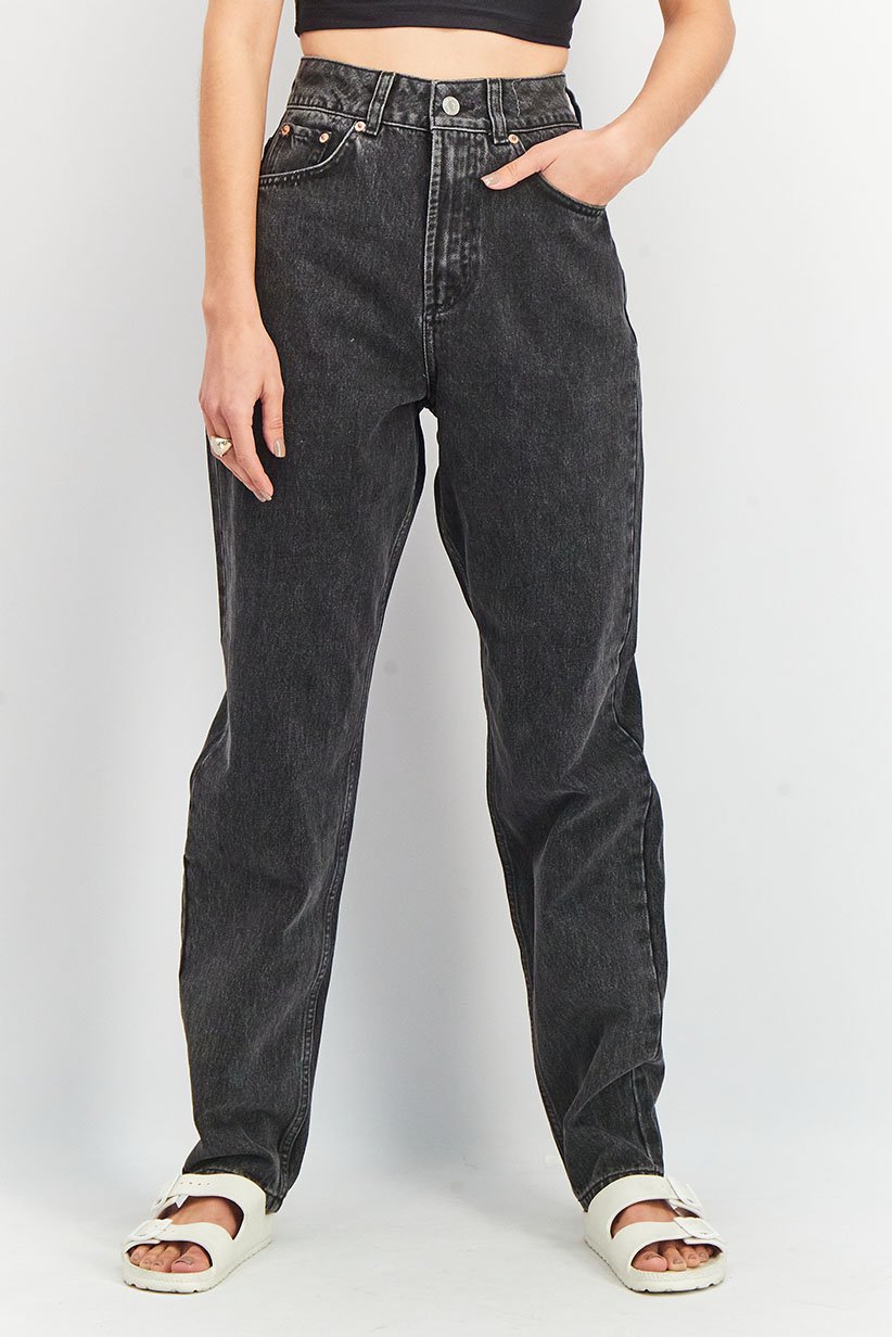 Petite High Rise 'Slouchy' Mom Jeans In Washed Black