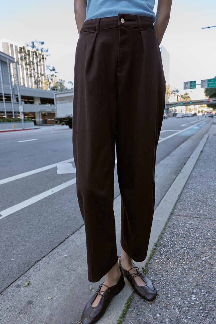 Balloon Trouser With Darts Brown
