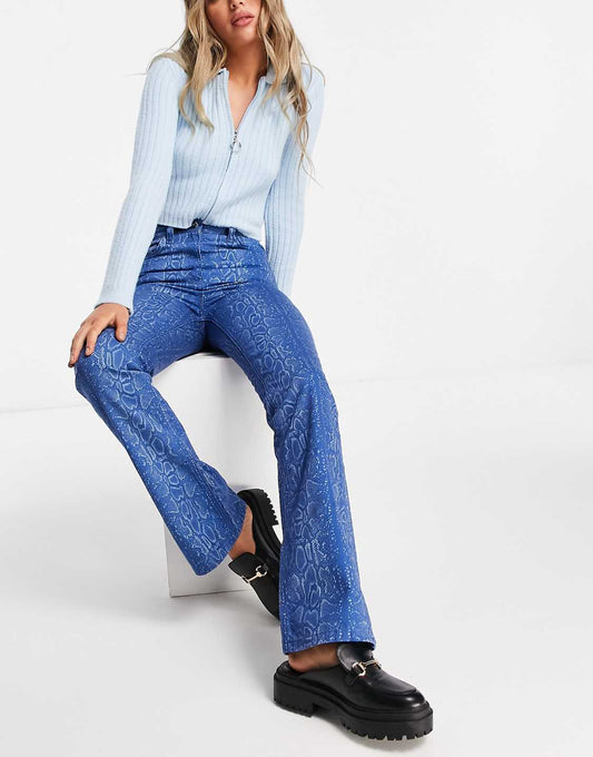 x008 Flare Jeans in Blue Snake Print