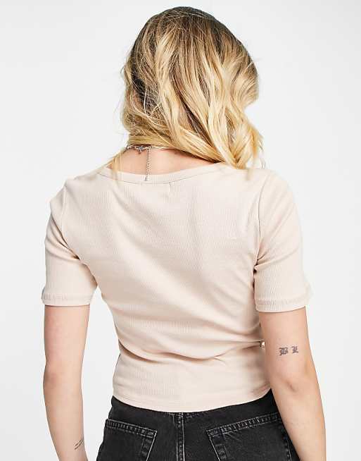 Short Sleeve Seam Scoop Neck t-shirt in Natural