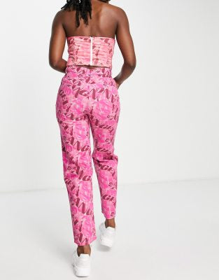 Printed Dad Jean in Pink
