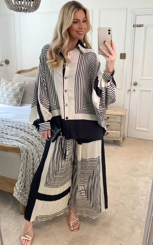 2 Pc Batwing Plisse Culotte Set