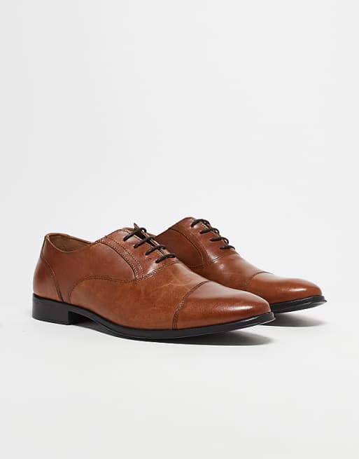 Oxford Shoes in Tan Leather with Toe Cap