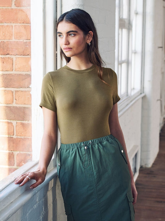 Khaki green - Soft ribbed short-sleeved T-shirt with TENCEL™ Lyocell