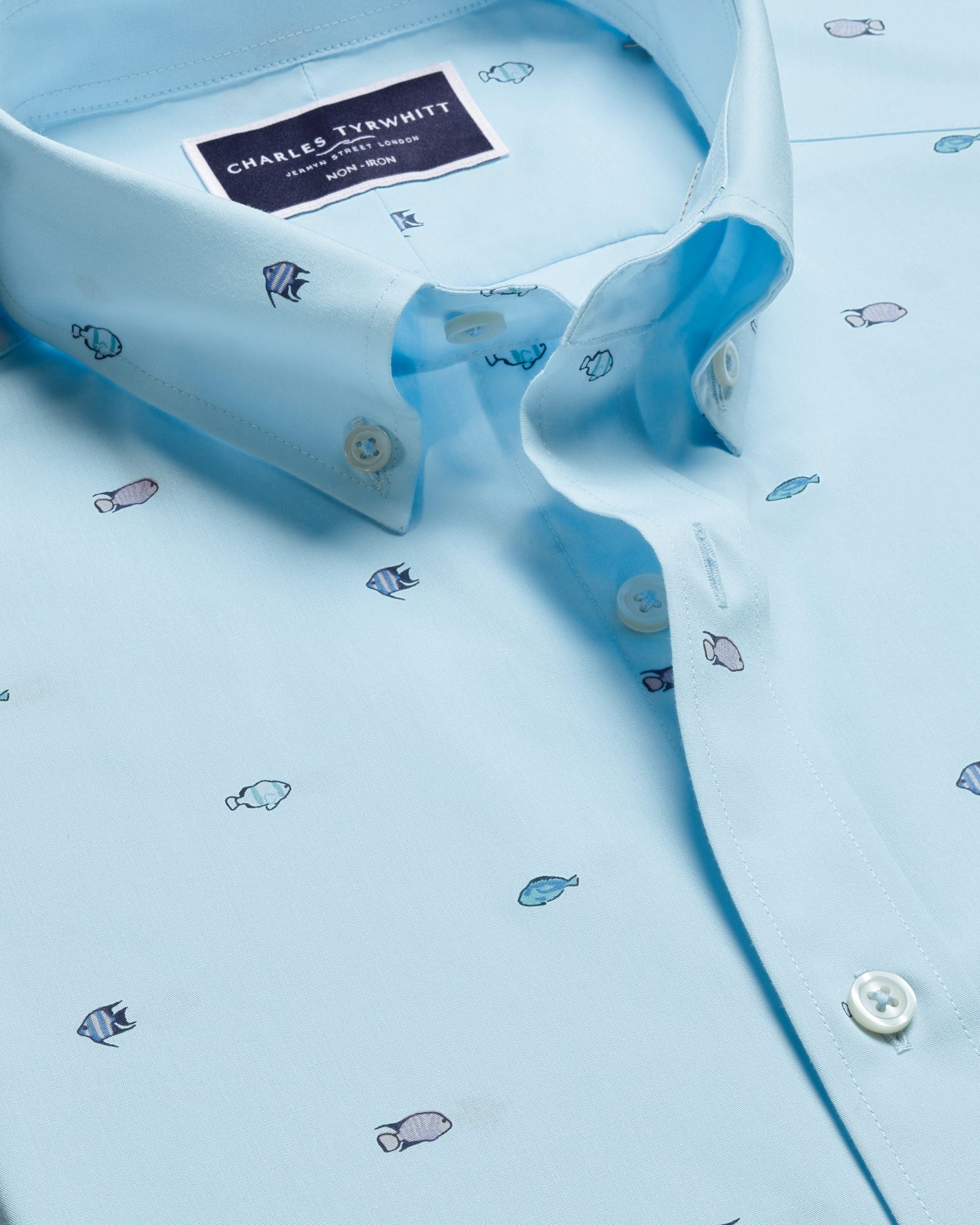 Fish Print Slim Fit Button Down Short Sleeve Shirt