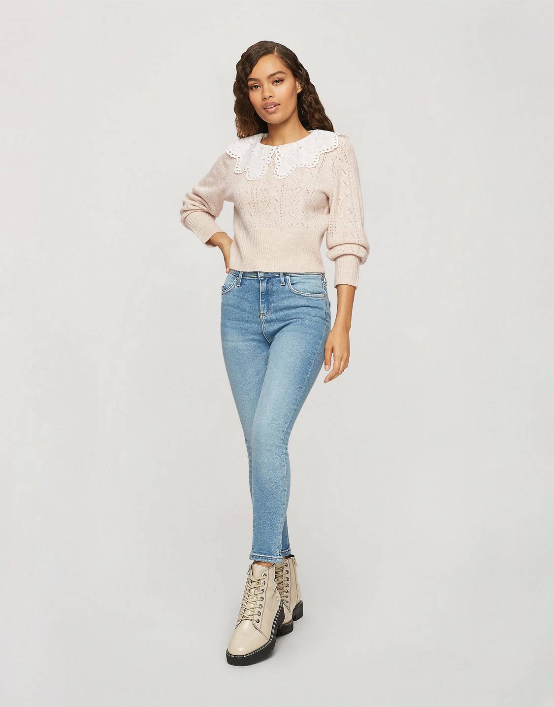 Lace Collar Knitted Crop Sweater