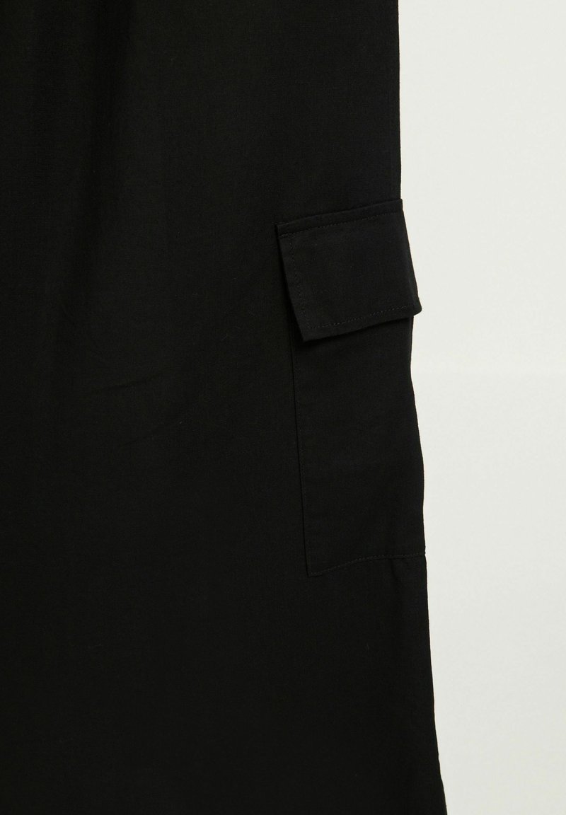 Black Column Midi Skirt With Linen