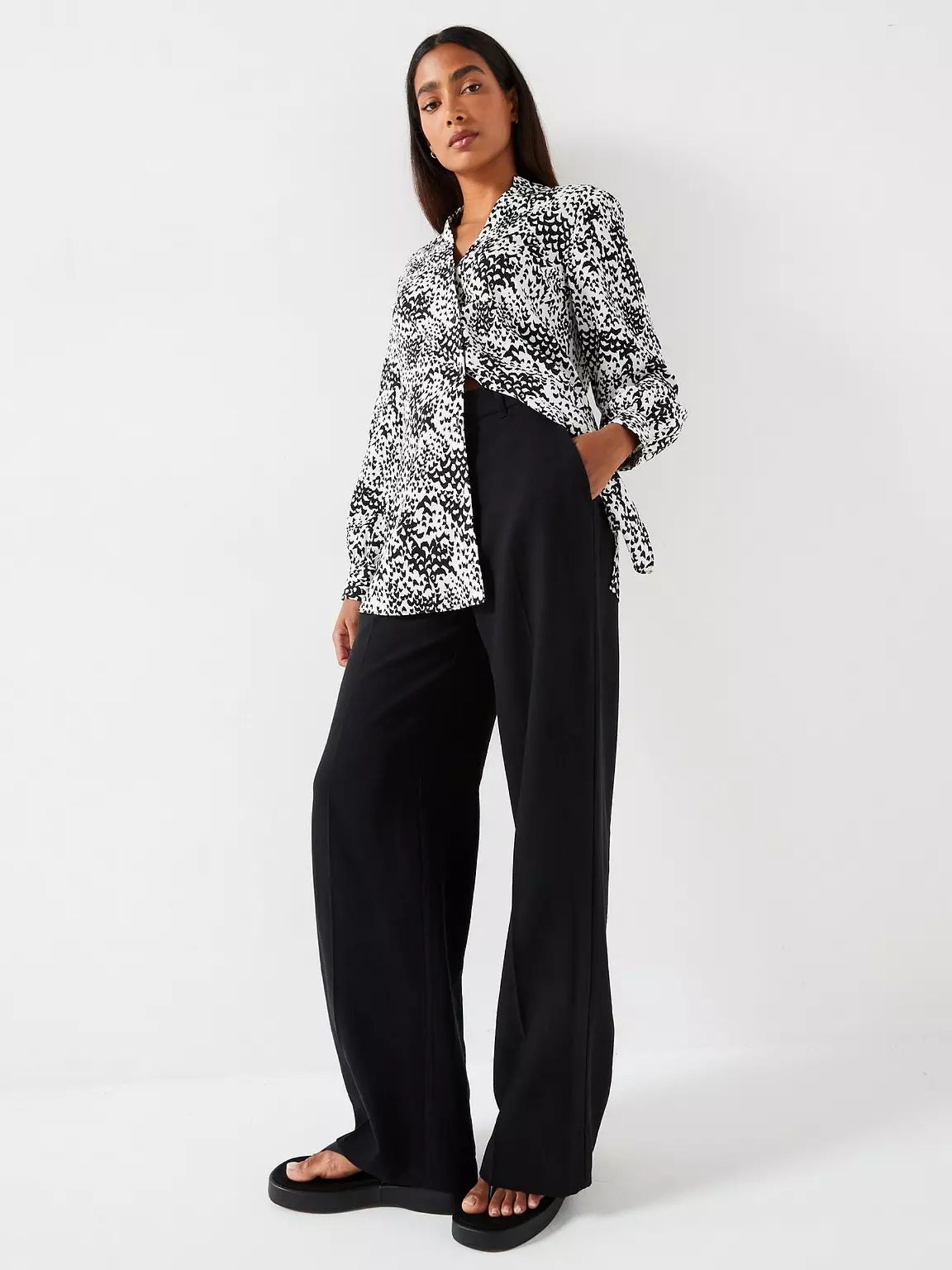 Everyday Longline Printed Shirt - Mono Print