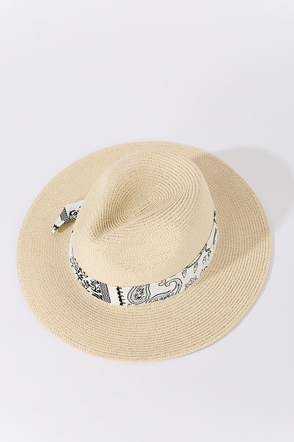 Straw Hat With  Decorative Ribbon Band