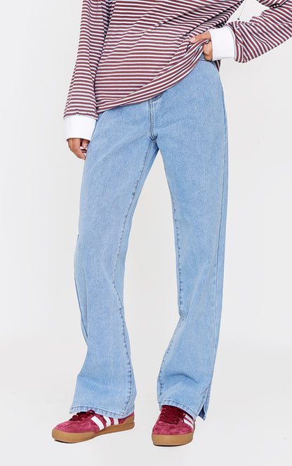 Light Blue Wash L30 Split Hem Style Jeans