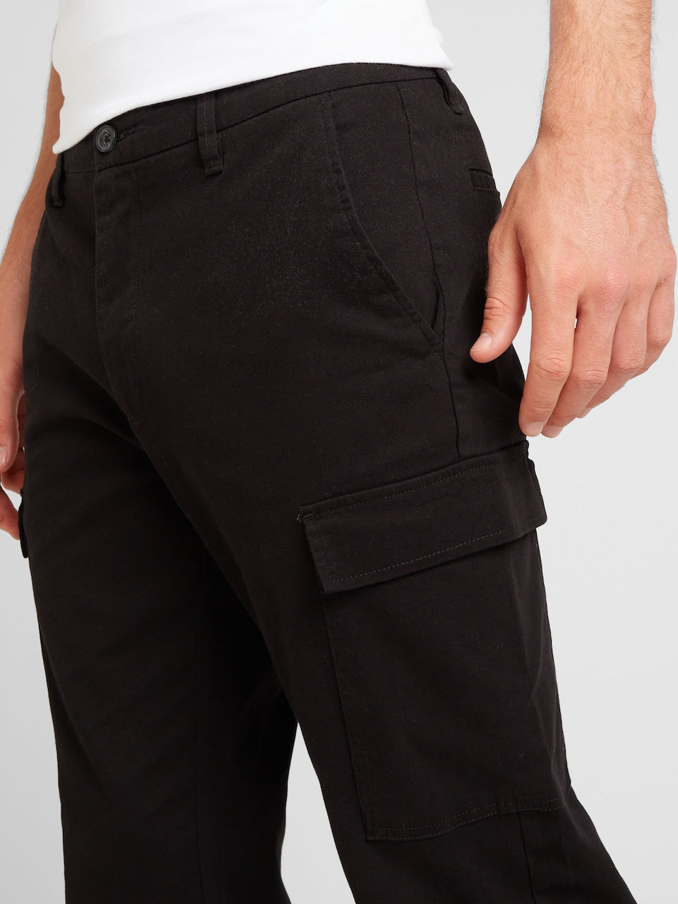ONSNICKY Regular Cargo Pants  in Black