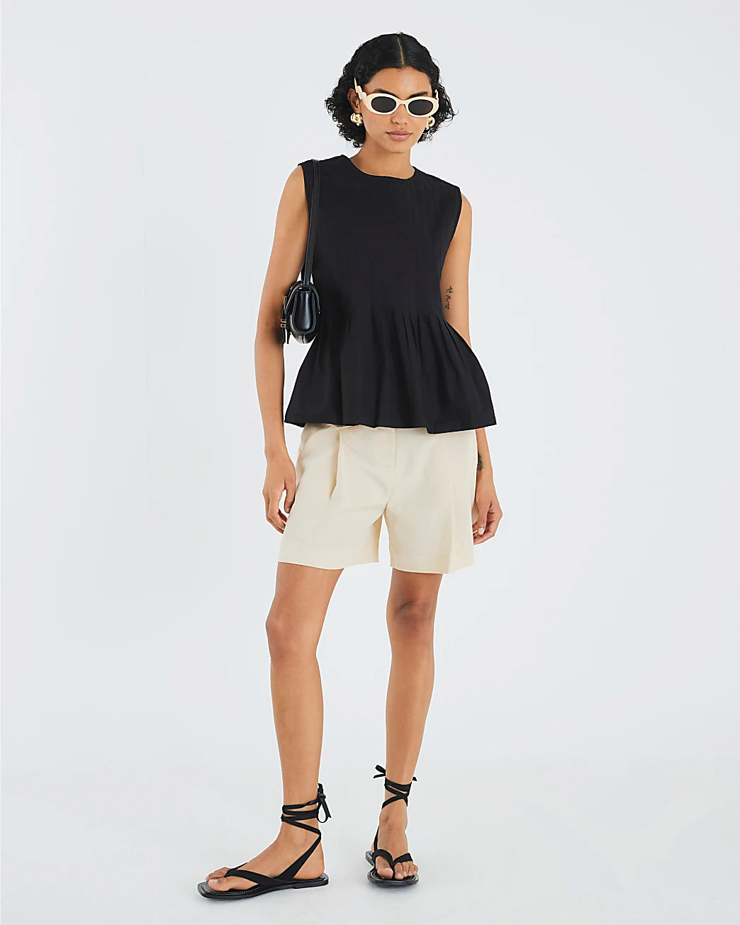 Black Sleeveless Pleated Top