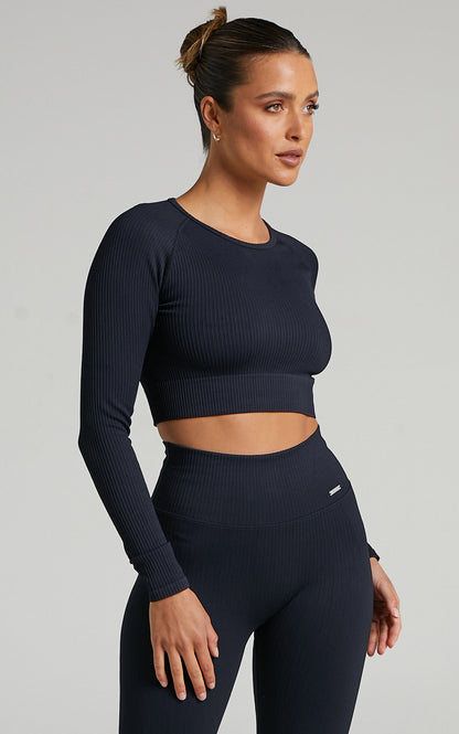Black Ribbed Seamless Crop Long Sleeve