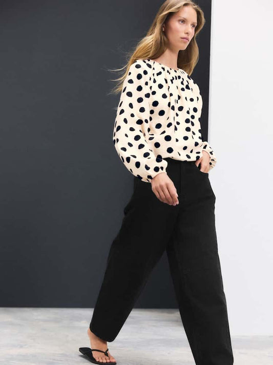 Black Horseshoe Barrel Leg Jeans