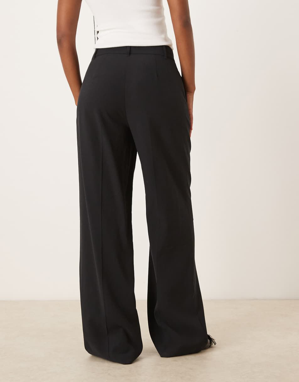 Tall Wide Leg Trouser