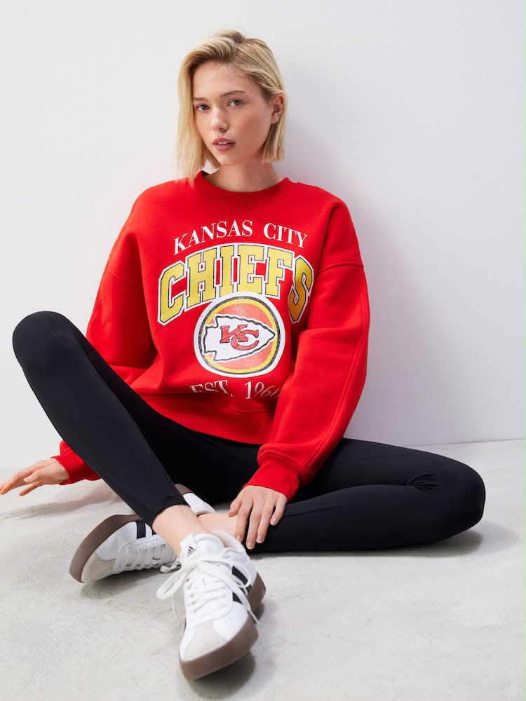 Red NFL American License Kansas City Chiefs Heavy Weight Graphic Slogan