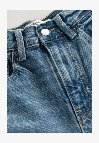 Horseshoe Barrel Relaxed Fit Jeans Blue
