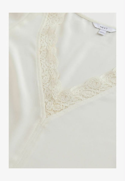Lace Edge Short Sleeve Blouse Cream