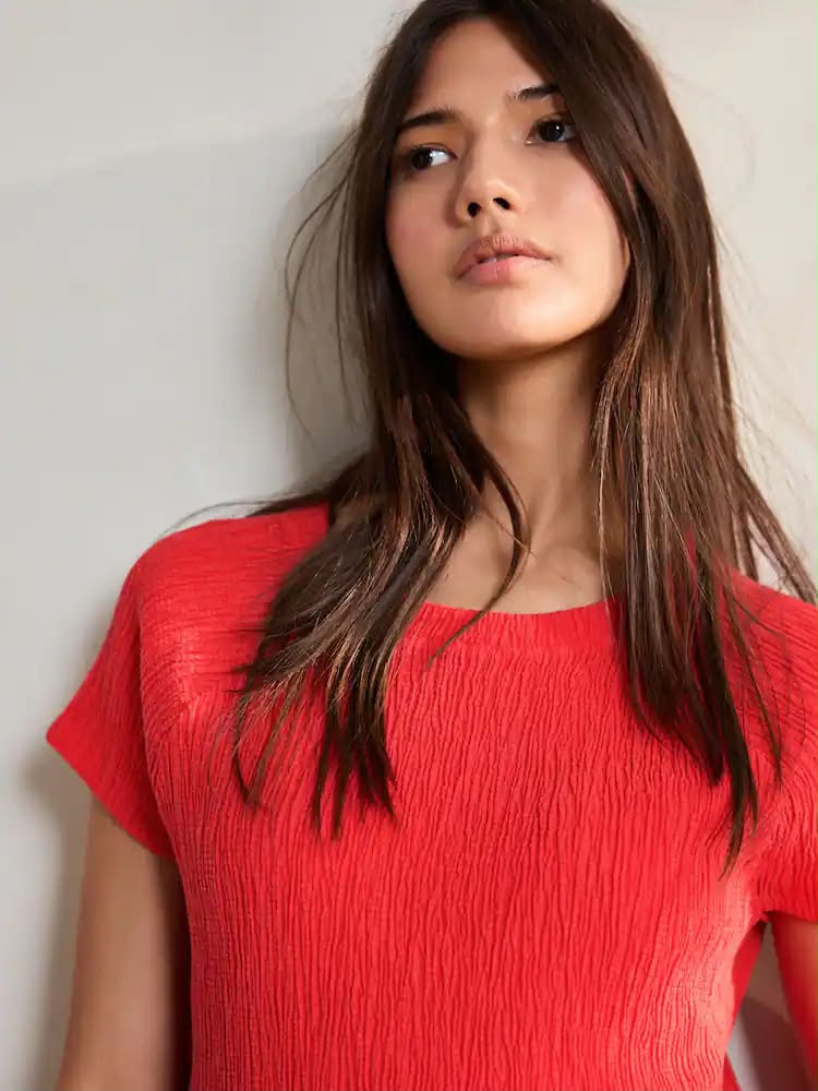 Red Raglan Short Sleeve Textured