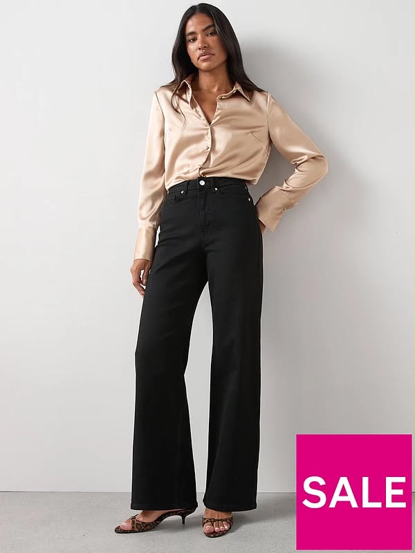 Short High Waist Wide Leg Jeans