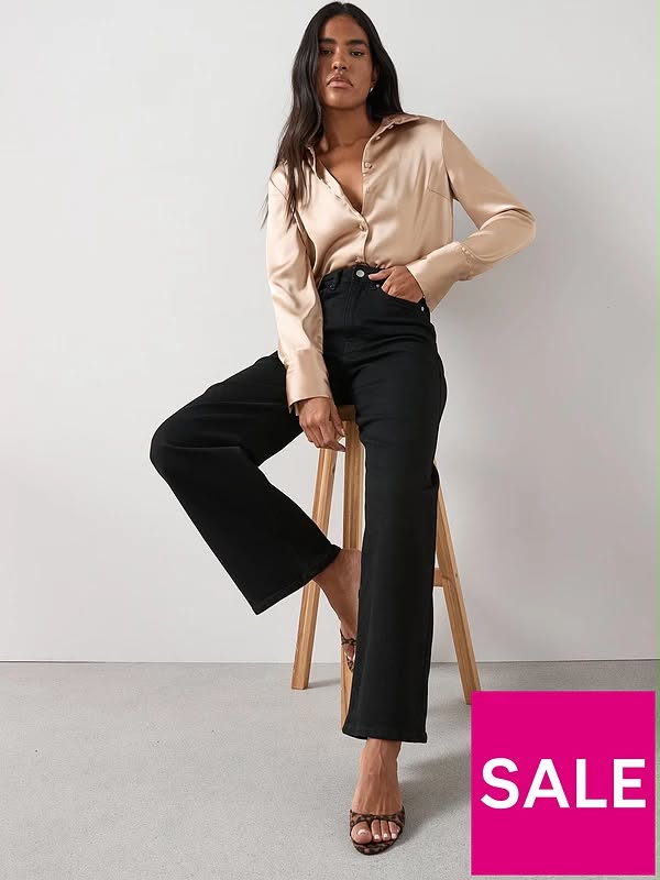 Short High Waist Wide Leg Jeans
