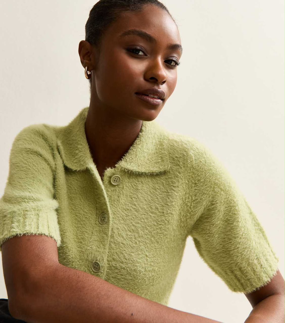Light Green Fluffy Knit Short Sleeve Collared Cardigan